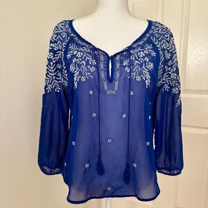 American Eagle Outfitters Blue Embroidered Boho 3/4 Sleeve Blouse
